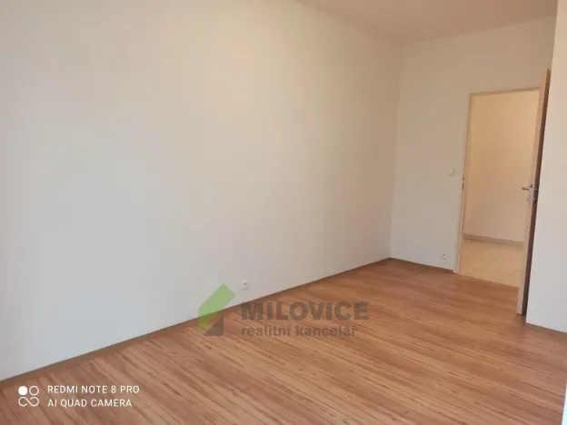 Prodej bytu 3+kk, Milovice, Armádní, 61 m2
