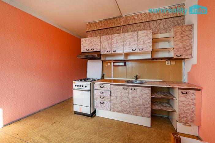 Prodej bytu 3+1, Rotava, Sídliště, 75 m2