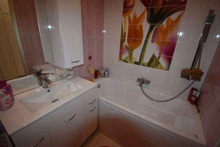 Prodej bytu 2+kk, Karlovy Vary, Šmeralova, 44 m2