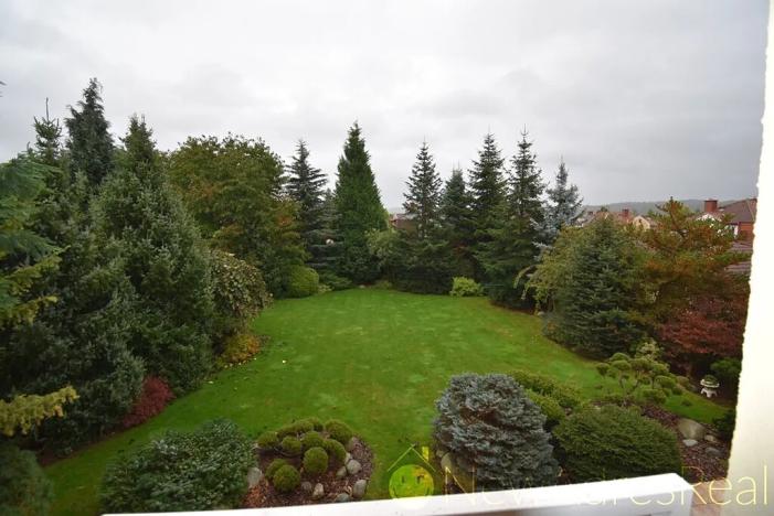 Prodej vily, Karlovy Vary, Tisová, 220 m2