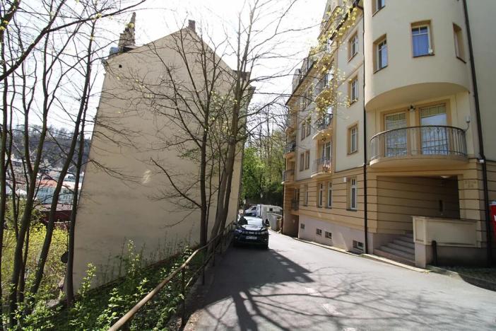 Prodej bytu 4+kk, Karlovy Vary, Pod Jelením skokem, 191 m2