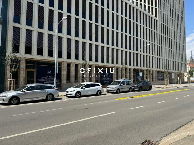 Pronájem obchodního prostoru, Brno, Trnitá, 123 m2