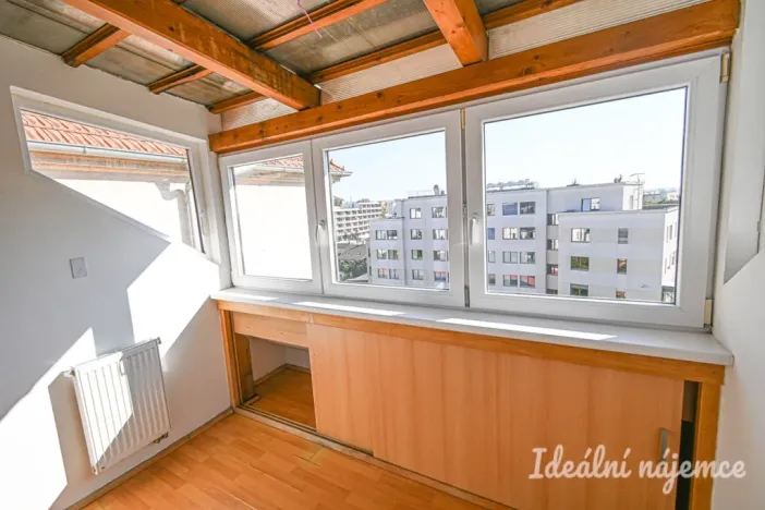 Pronájem bytu 2+1, Brno, Zahradnická, 79 m2