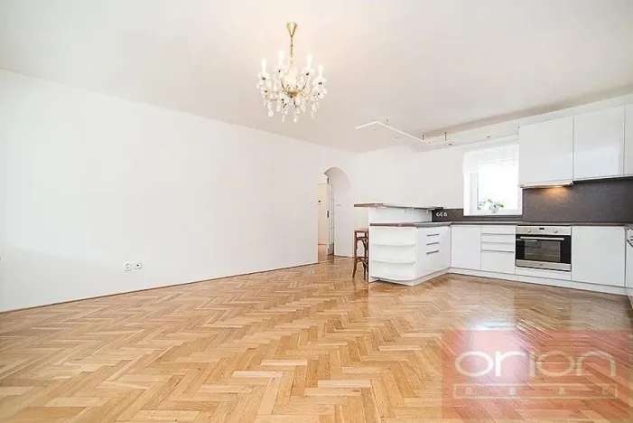 Pronájem rodinného domu, Praha - Břevnov, Slezanů, 350 m2