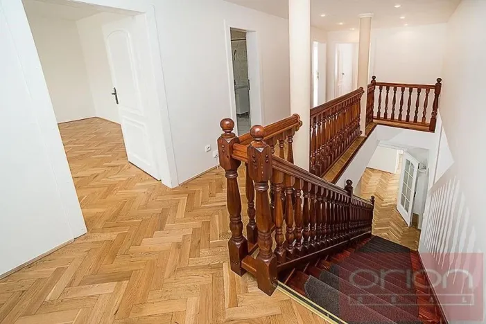 Pronájem rodinného domu, Praha - Břevnov, Slezanů, 350 m2