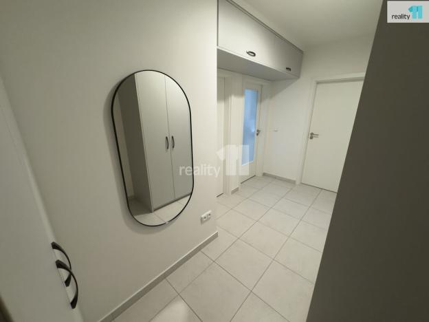 Prodej bytu 2+kk, Praha - Holešovice, V závětří, 49 m2