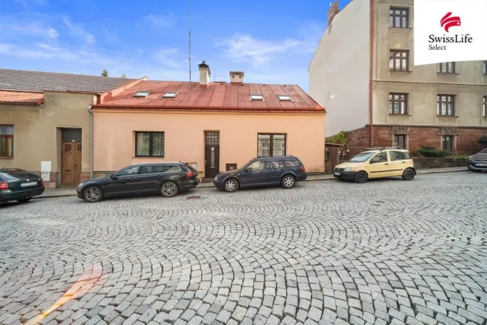 Prodej rodinného domu, Lomnice nad Popelkou, Komenského, 240 m2