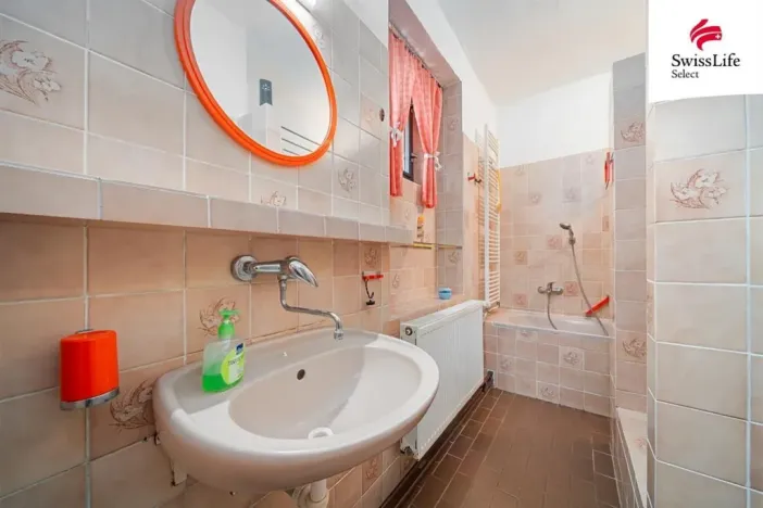 Prodej rodinného domu, Lomnice nad Popelkou, Komenského, 240 m2