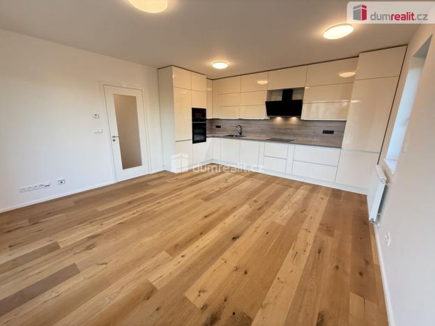 Pronájem bytu 2+kk, Praha - Zličín, Strážovická, 61 m2