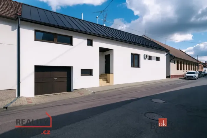 Prodej rodinného domu, Odrovice, 386 m2