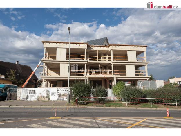 Pronájem obchodního prostoru, Praha, Štúrova, 143 m2