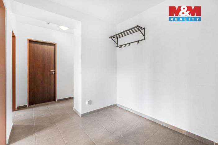 Prodej činžovního domu, Milovice, Topolová, 4261 m2