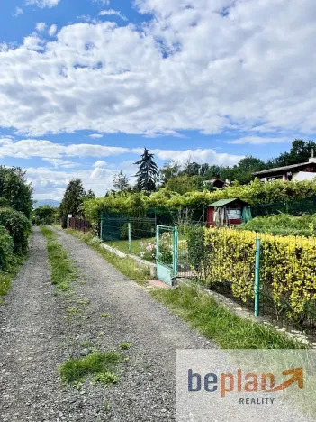 Prodej zahrady, Údlice, 377 m2