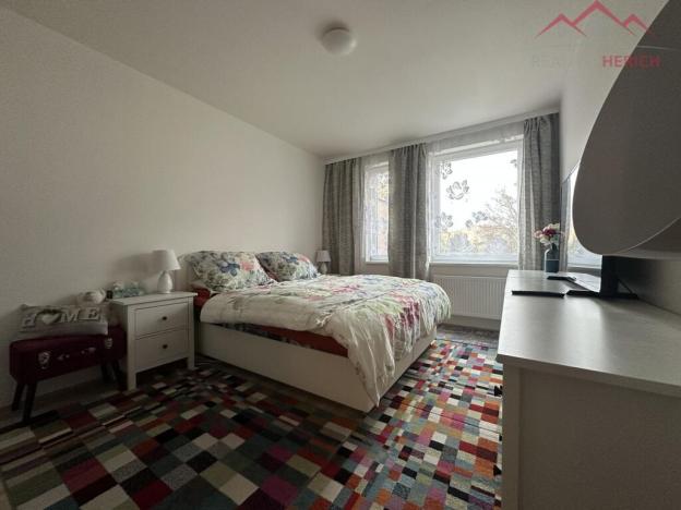 Pronájem bytu 3+kk, Chomutov, Žižkovo náměstí, 75 m2