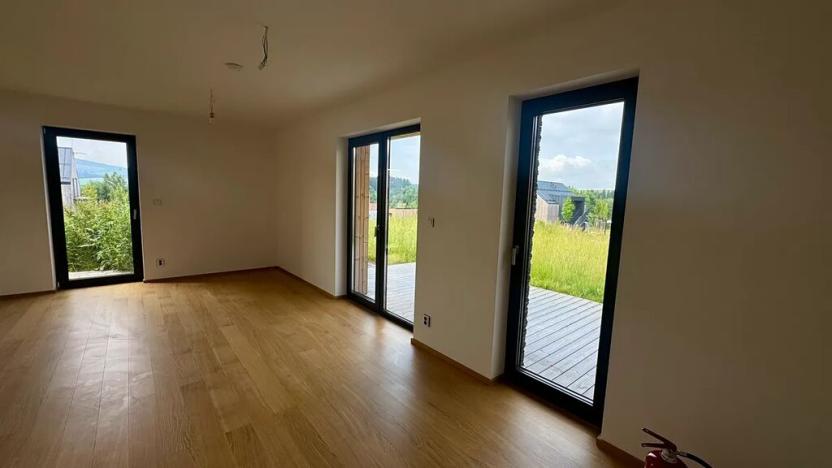 Prodej vily, Dolní Morava, 674 m2