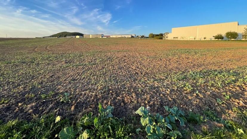 Dražba pozemku, Kuřim, 85296 m2