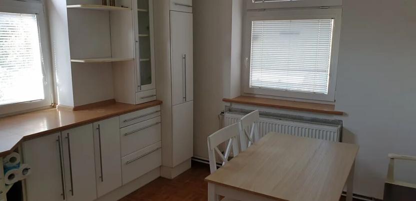 Pronájem bytu 2+1, Teplice, Čs. dobrovolců, 84 m2