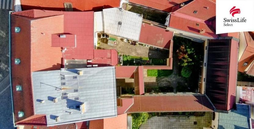 Prodej činžovního domu, Třeboň, Masarykovo nám., 1250 m2