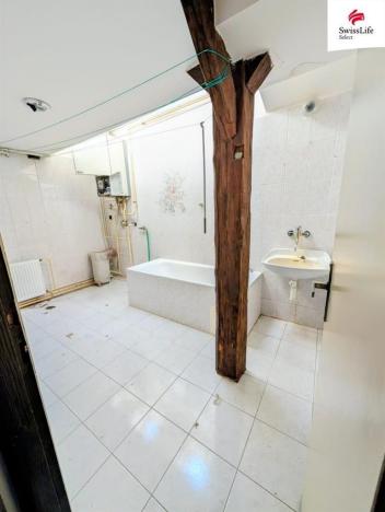 Prodej činžovního domu, Třeboň, Masarykovo nám., 1250 m2