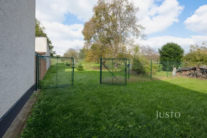 Prodej garáže, Těmice, 38 m2