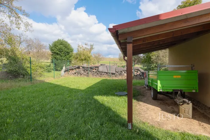 Prodej garáže, Těmice, 38 m2