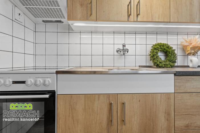 Pronájem bytu 3+1, Červený Kostelec, 5. května, 68 m2