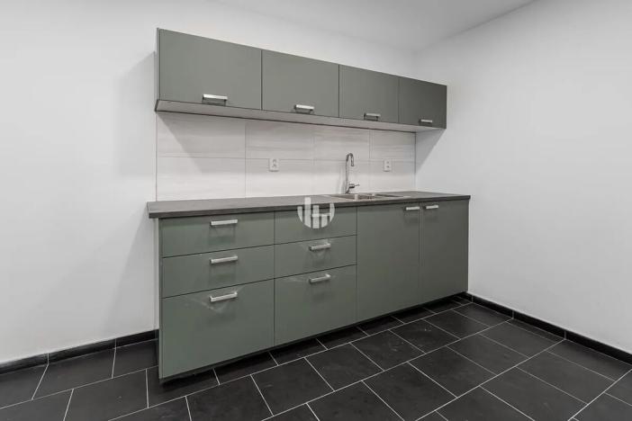 Pronájem kanceláře, Praha - Libeň, Podvinný mlýn, 250 m2