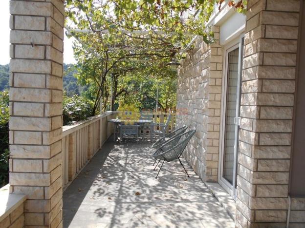 Prodej rodinného domu, Splitska, Chorvatská republika, Varos III, 100 m2