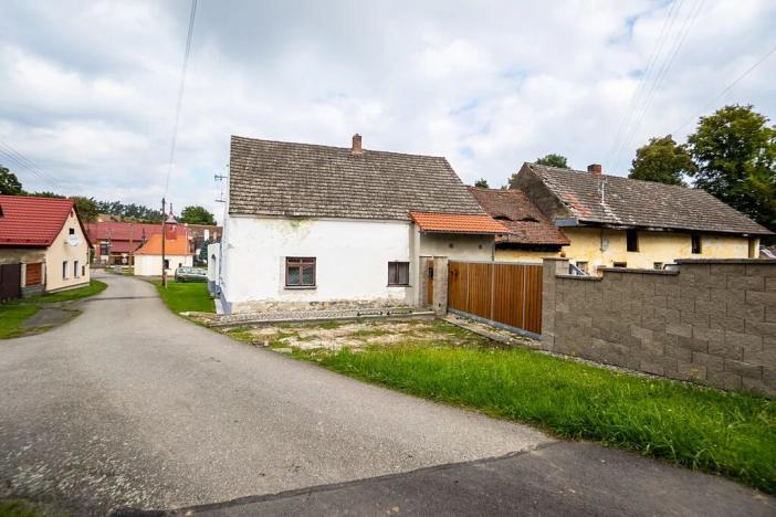 Dražba zemědělské usedlosti, Kalenice, 100 m2