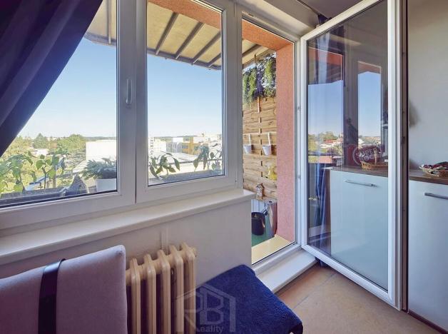 Prodej bytu 3+1, Jindřichův Hradec, Kosmonautů, 64 m2