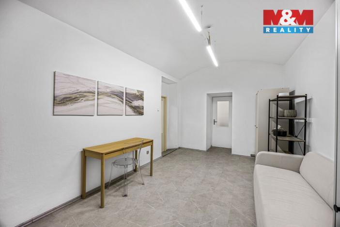 Pronájem obchodního prostoru, Praha - Smíchov, Zborovská, 180 m2