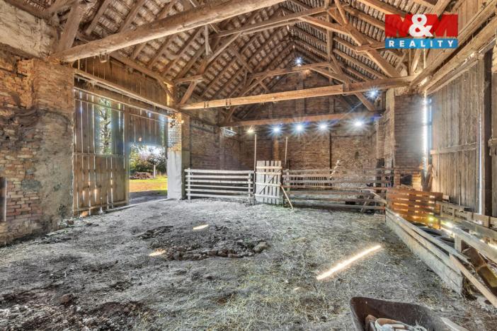 Prodej pozemku pro bydlení, Holice - Roveňsko, 9007 m2