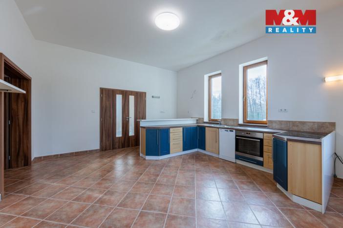 Prodej rodinného domu, Nová Role - Mezirolí, 376 m2