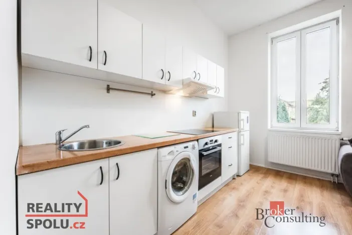 Pronájem bytu 1+kk, Ostrava - Vítkovice, Erbenova, 29 m2