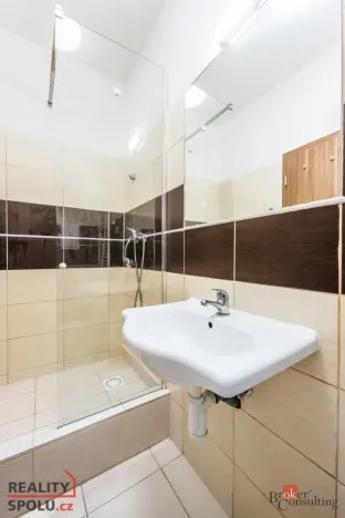 Pronájem bytu 1+kk, Ostrava - Vítkovice, Erbenova, 29 m2