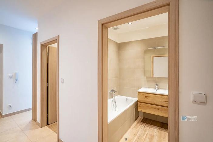 Pronájem bytu 2+kk, Praha - Žižkov, Štítného, 64 m2