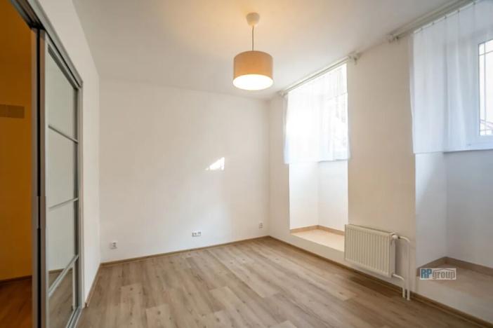 Pronájem bytu 2+kk, Praha - Žižkov, Štítného, 64 m2