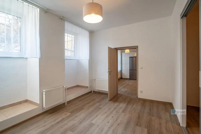 Pronájem bytu 2+kk, Praha - Žižkov, Štítného, 64 m2