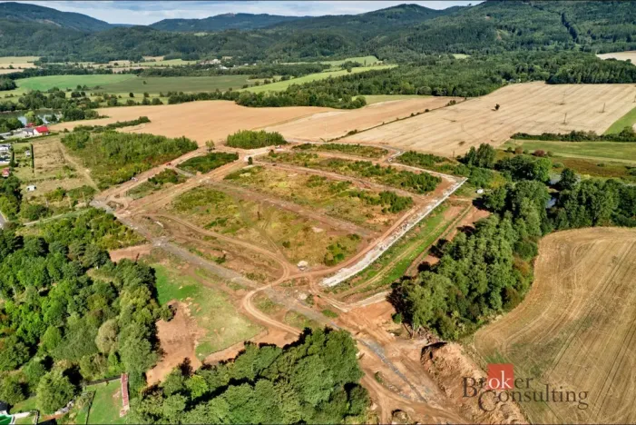 Prodej pozemku pro bydlení, Ostrov - Kfely, 697 m2
