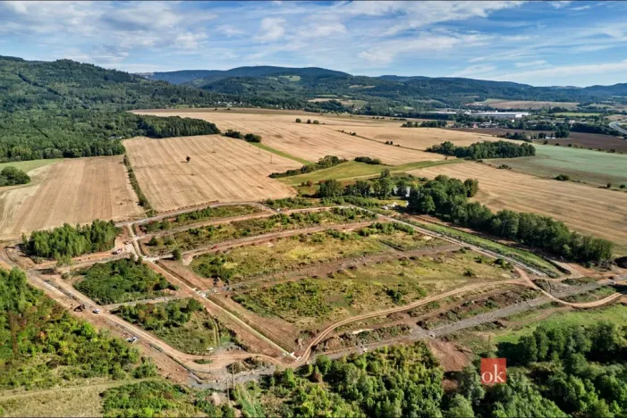 Prodej pozemku pro bydlení, Ostrov - Kfely, 697 m2