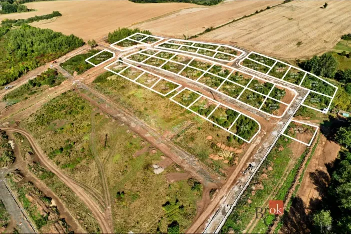 Prodej pozemku pro bydlení, Ostrov - Kfely, 697 m2