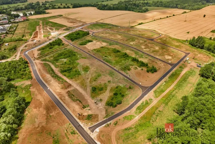 Prodej pozemku pro bydlení, Ostrov - Kfely, 697 m2