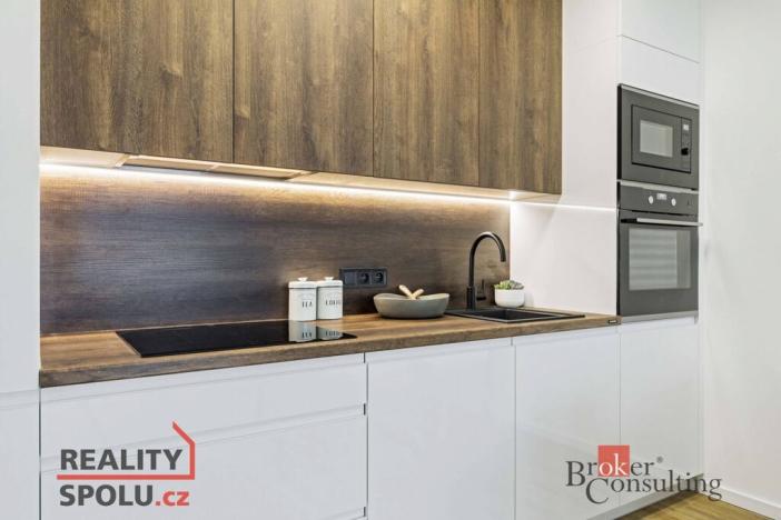 Pronájem bytu 2+kk, Kladno - Dubí, Ke křížku, 52 m2