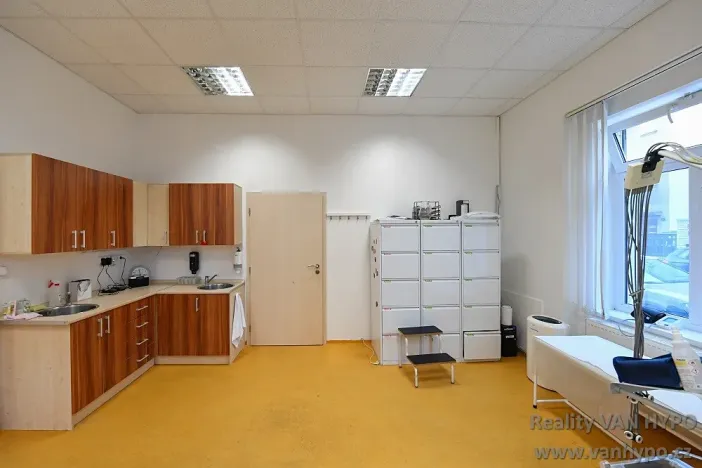 Prodej ordinace, Praha - Vokovice, Kladenská, 145 m2