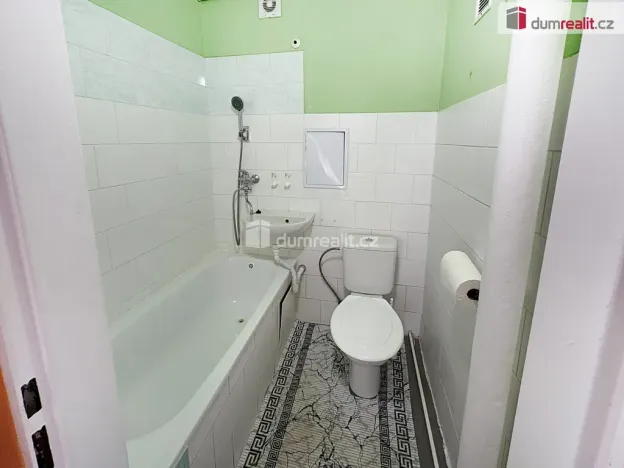 Pronájem bytu 1+1, Most, Josefa Dobrovského, 29 m2