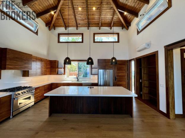 Prodej rodinného domu, Coxen Hole, Roatán, Honduras, 238 m2