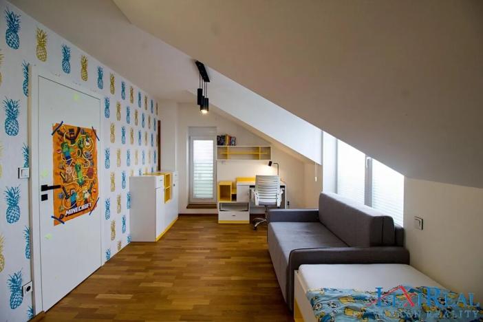 Prodej rodinného domu, Tursko, Jezdecká, 164 m2