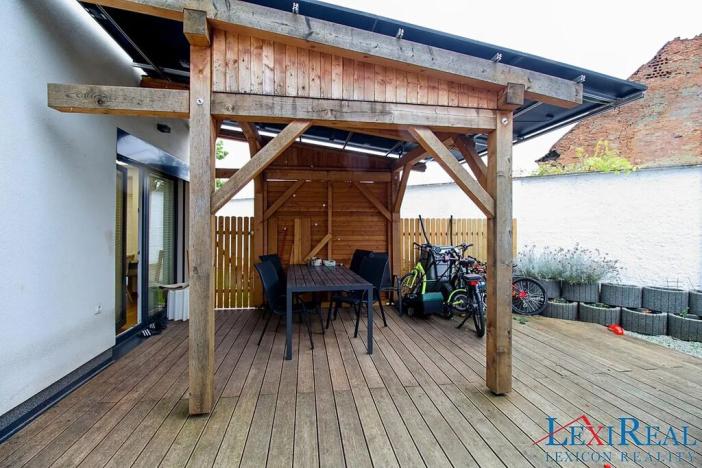 Prodej rodinného domu, Tursko, Jezdecká, 164 m2