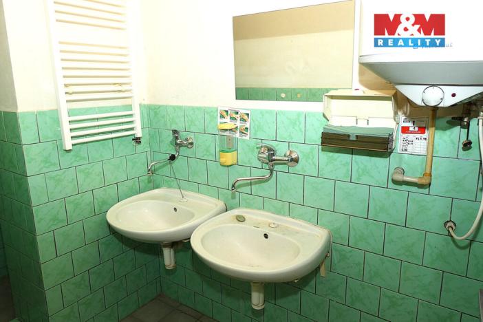 Pronájem obchodního prostoru, Kutná Hora - Hlouška, Masarykova, 201 m2