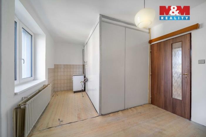 Prodej bytu 3+1, Domažlice, Ladova, 76 m2